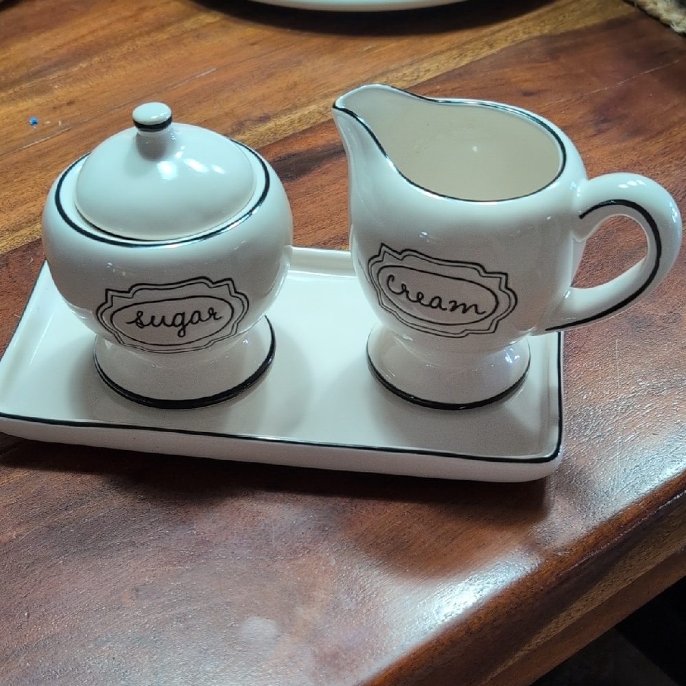 Rae Dunn Sugar and Cream Set with Tray